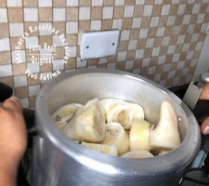 Como cozinhar o mocotó na panela de pressão